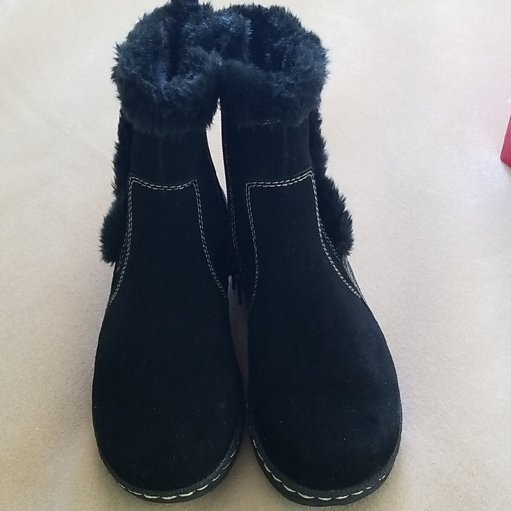 BareTraps Black Winter Rain Boots with Fur Lining